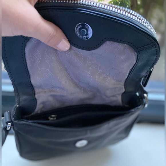 Michael Kors Purse - Picture 8 of 9